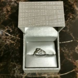 People's Jewelers sterling silver ring